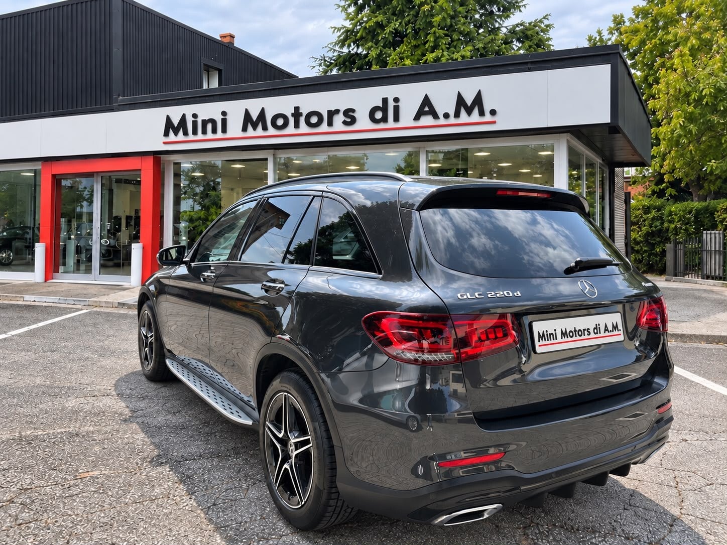 🚘 MERCEDES-BENZ GLC 220 d 4MATIC PREMIUM PLUS