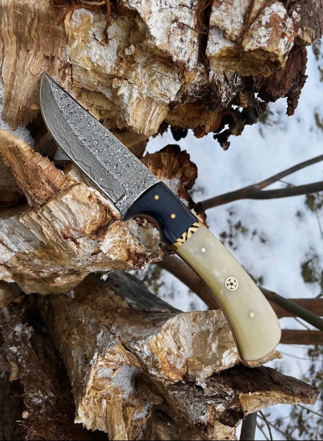 Damascus steel utility knife