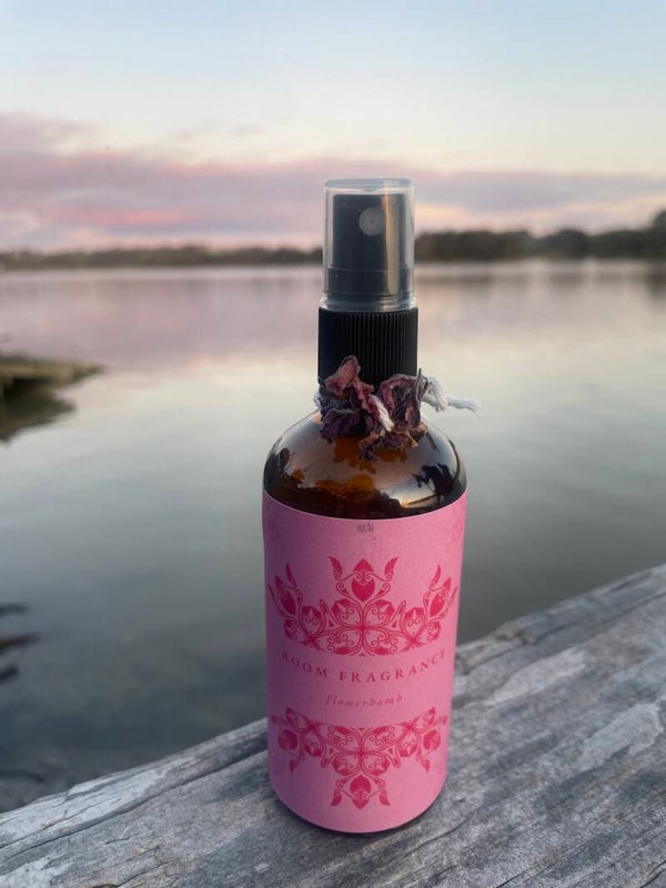 Flowerbomb Room Fragrance - 100ml