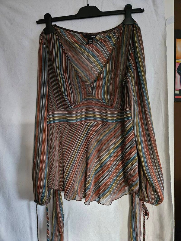 UITVERKOCHTBlouse doorschijnend maat 44