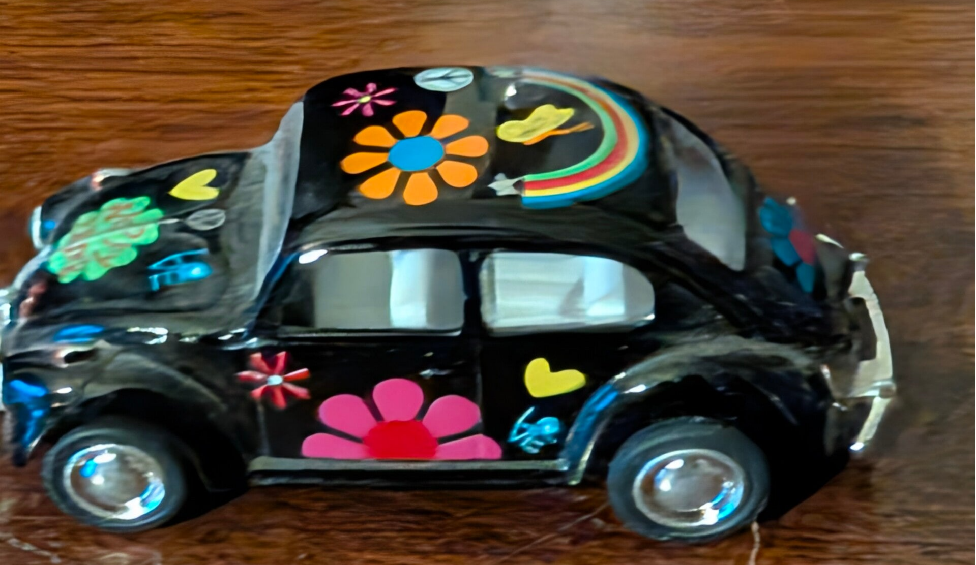 Miniatuur Volkswagen Kever Flower Power 6 cm