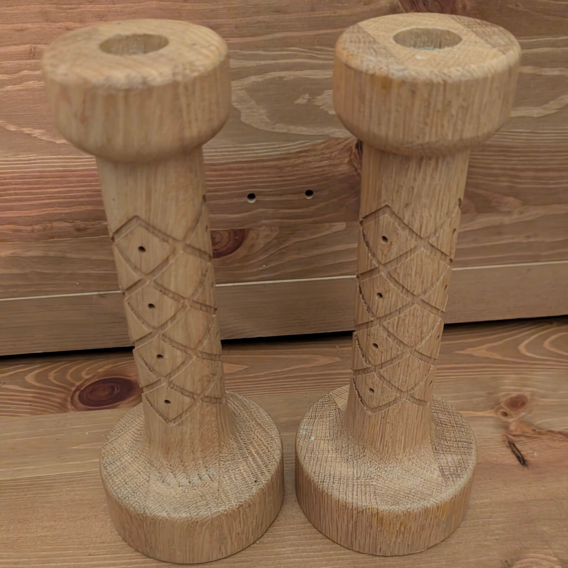 Houten kandelaars 22 cm (set van 2)