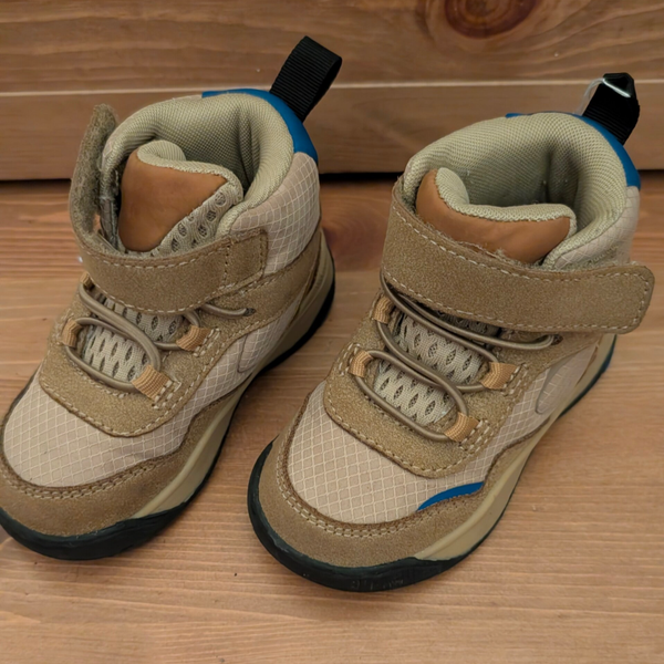 Zara jongensschoenen maat 21