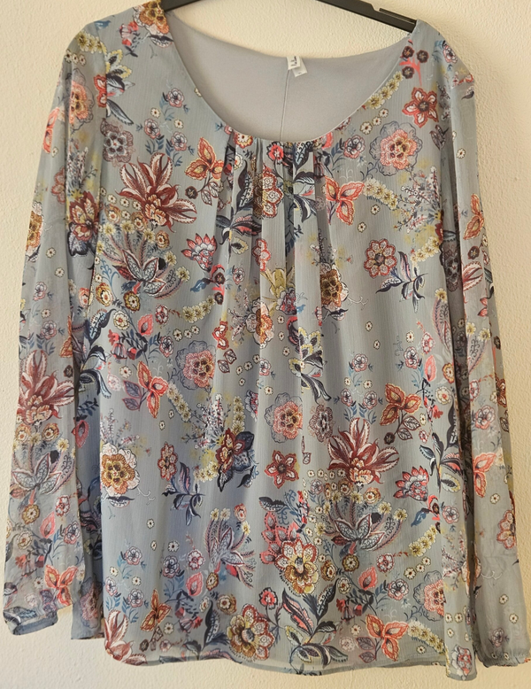 Blouse| lichtblauw met bloemenprint | maat XL | miss Etam
