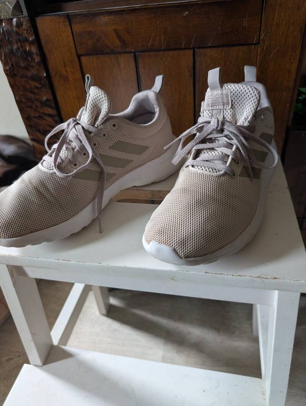 Merk: Adidas (Cloudfoam / OrthoLite) Maat: 41  1/3