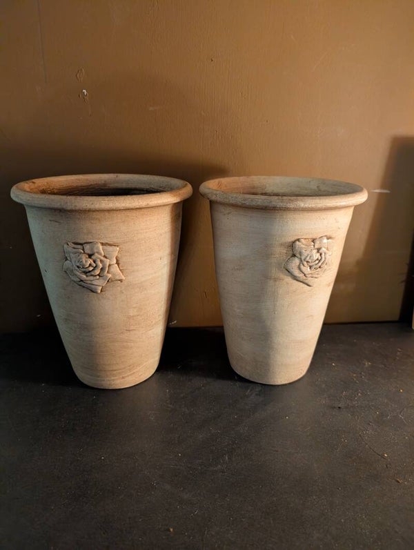 Bloempotten met roos reliëf set van 2 - 20 cm