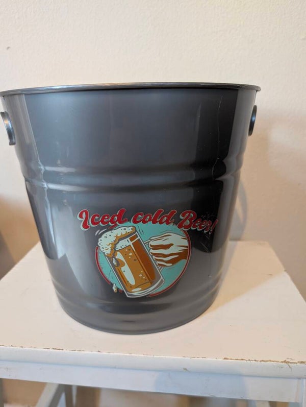 Kunststof bieremmer Iced Cold Beer 22 cm