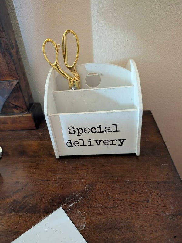 Brievenhouder wit 'Special delivery' desk organizer