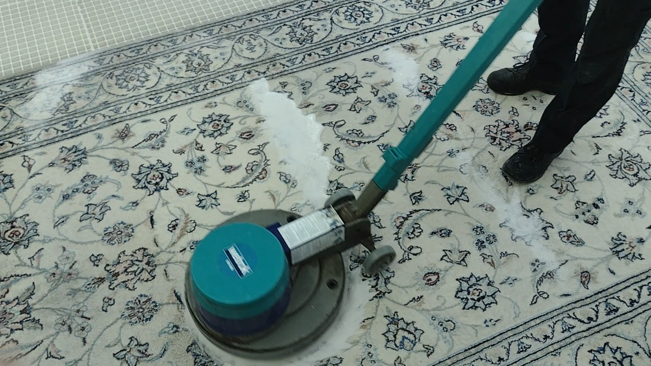 Professionele werkwijze voor het reinigen van vloerkleden, tapijt en meer