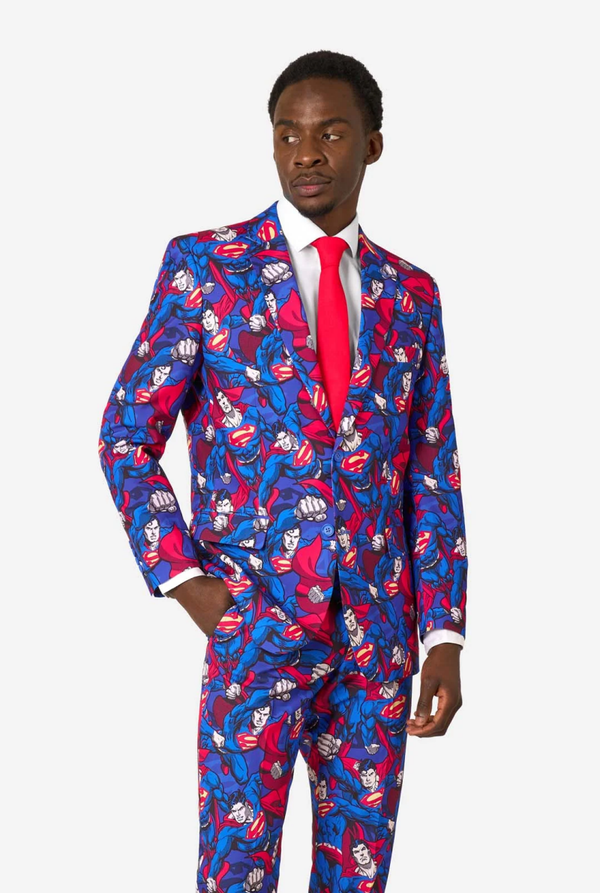 Opposuits: De Man van Staal