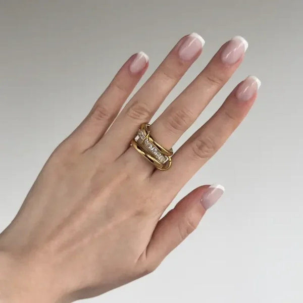 Triple statement ring R18 Goud