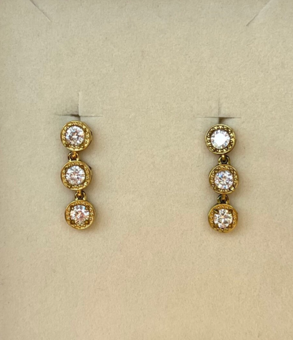 Oorbelhangers met zirkonia steentjes O19 Goud