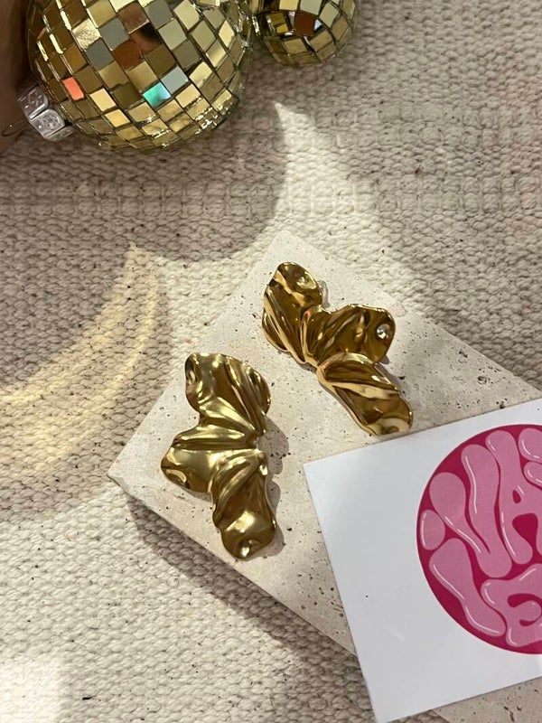 Halve bloem oorbellen