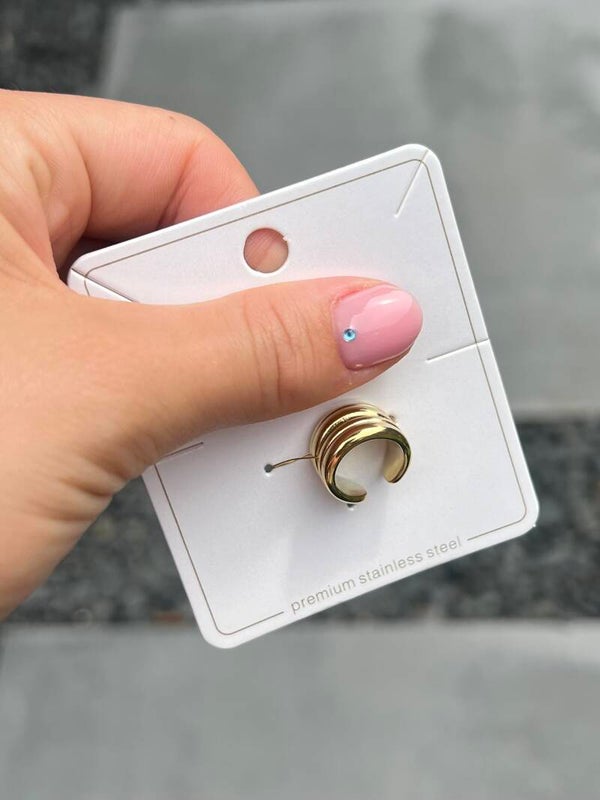 Brede ear cuff O33 Goud