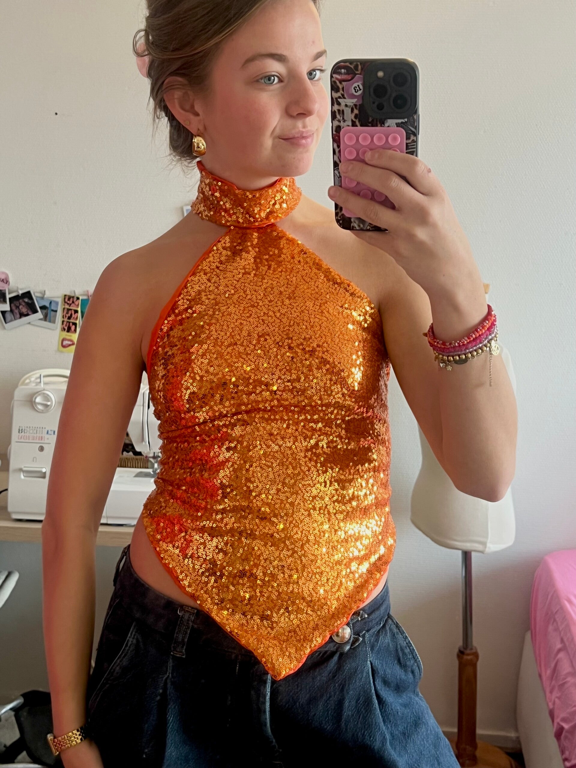 Oranje haltertop met open rug