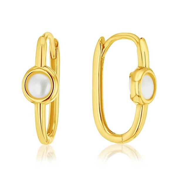 Rounded Huggie Earrings with Freshwater Pearl in 9ct Yellow Gold.