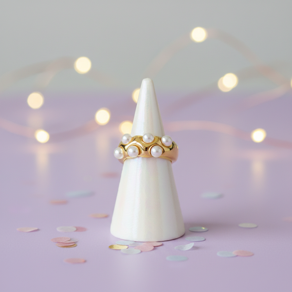 Seren Stainless Steel Waterproof 18K Gold Plated Pearl Inlay Ring