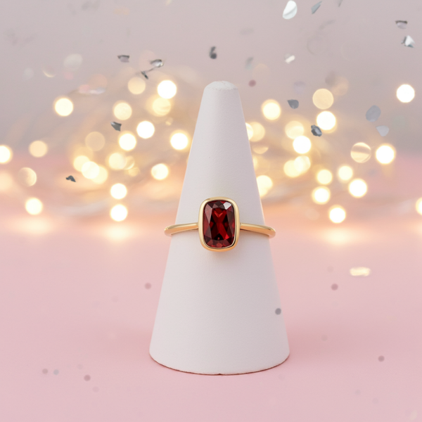 Rectangle Shaped Garnet Ring in 9ct Gold