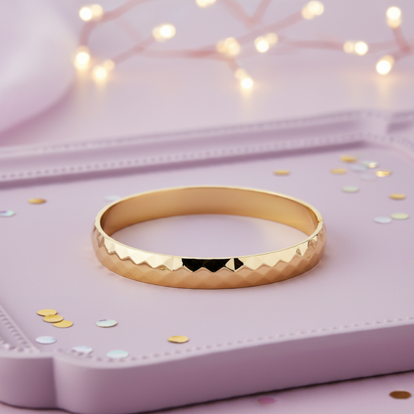 Seren Stainless Steel Waterproof 8MM Clip on Patterned Bangle 18K Yellow Gold Plated