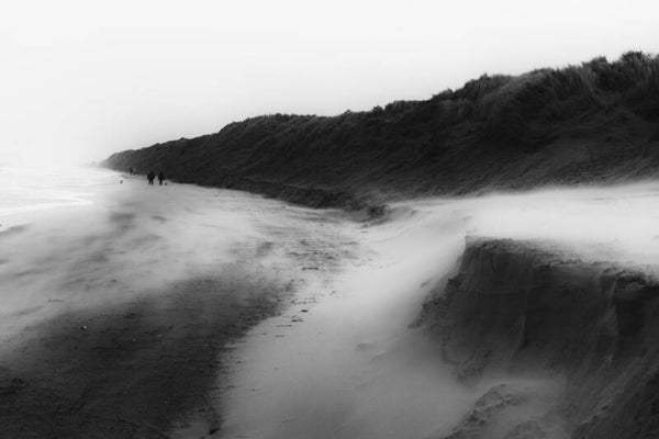 Eddy Verloes   (Poetry is a storm asking peace to dance with her)