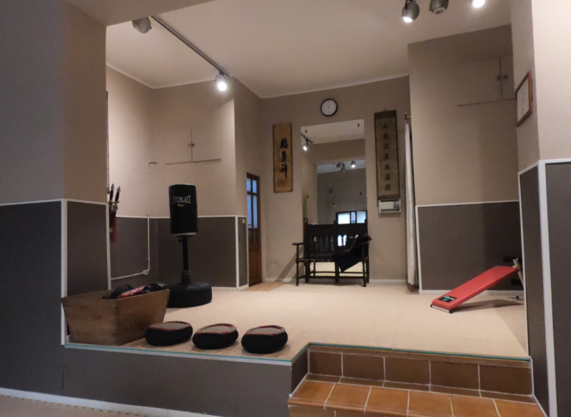 In het lessenrooster van de Handelswetenschappen aan de Faculteit Economie en Bedrijfskunde wordt er naast de andere talen als Frans, Duits, Engels ook Economisch Spaans aangeboden.