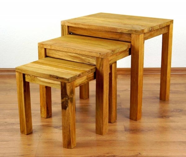 Bijzettafeltje gemaakt van teak in een set van 3