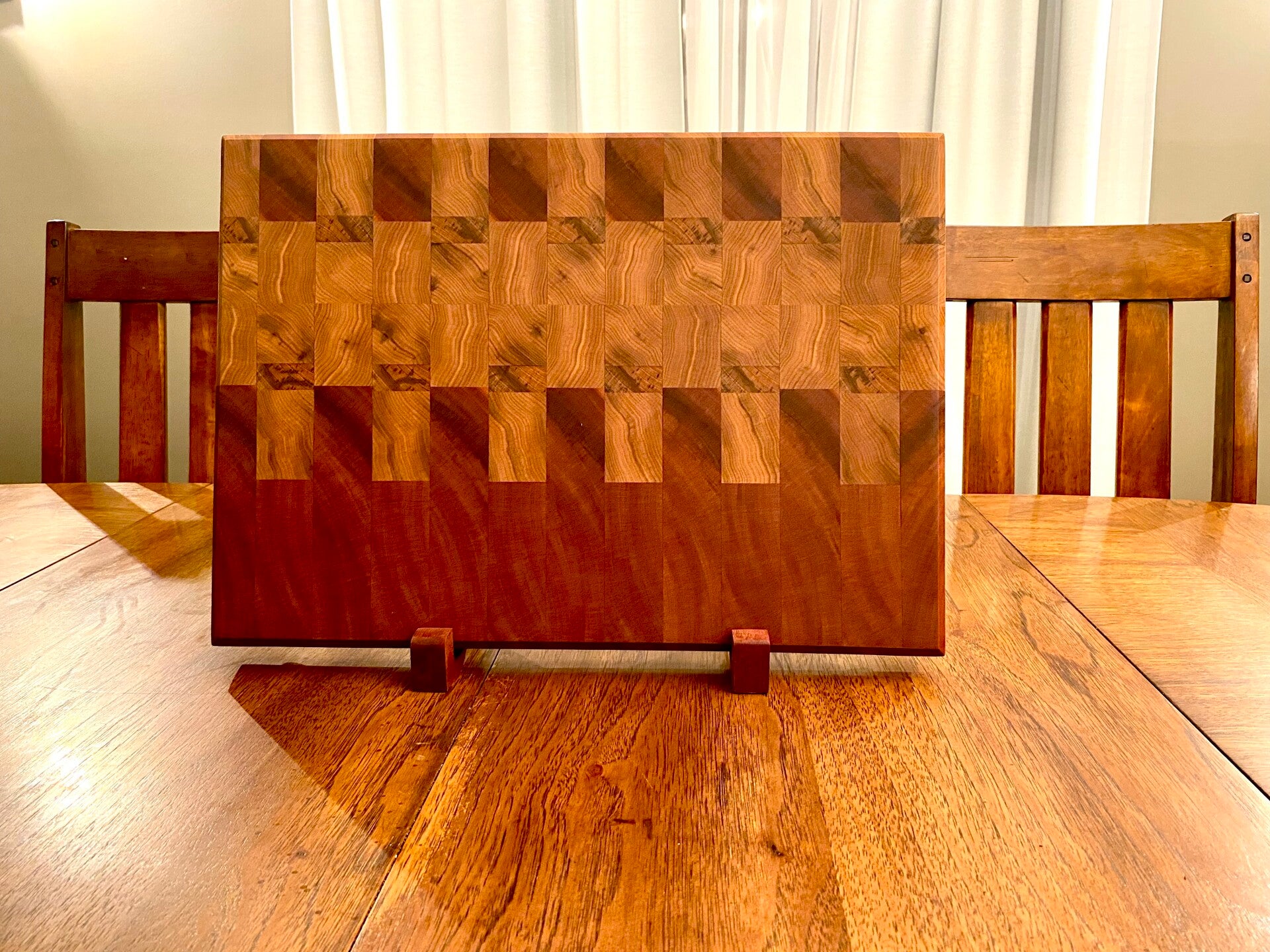 Sapele, White Oak - End Grain