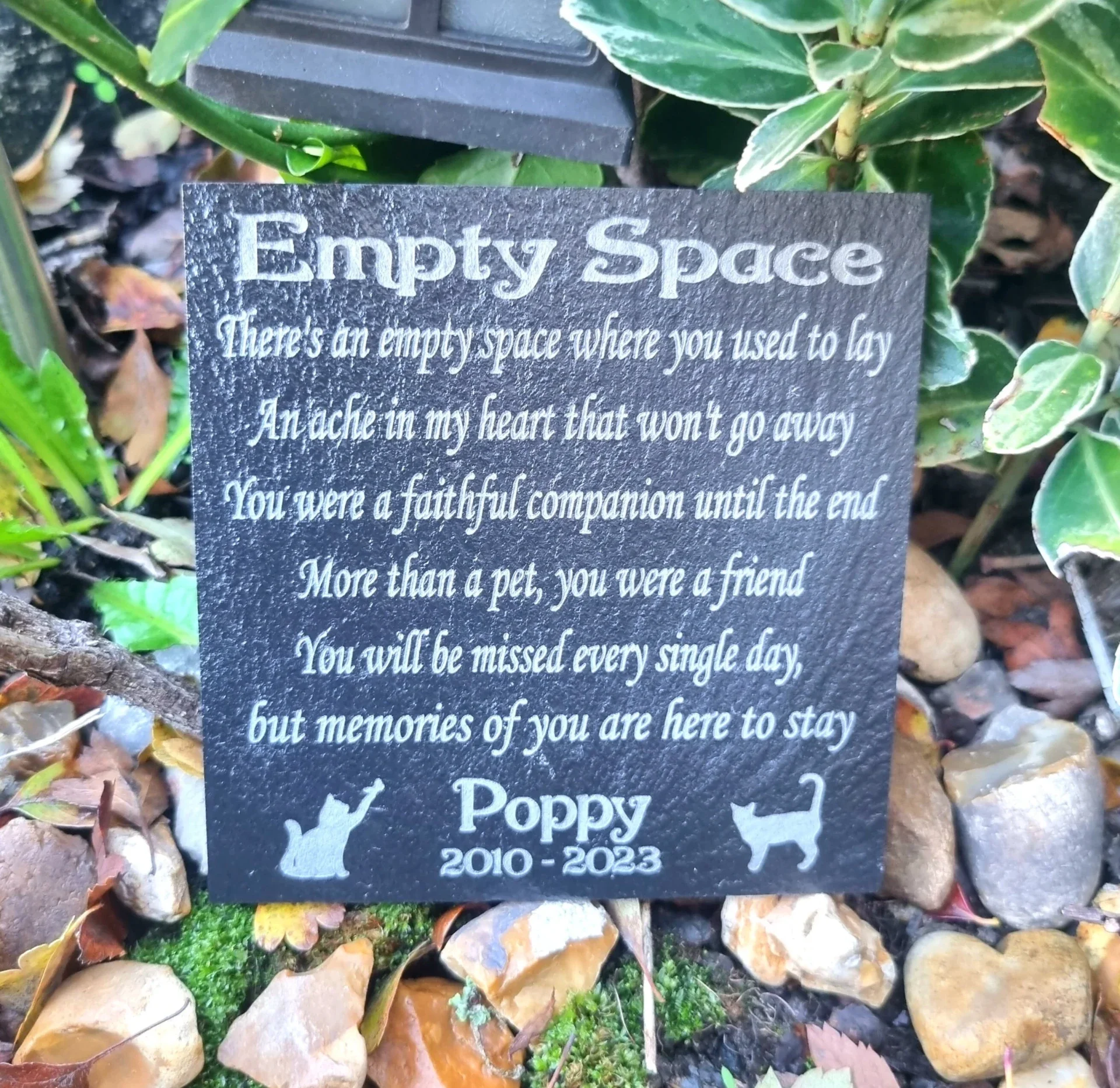 Personalised Cat memorial slate Goodbye pet plaque Gravestone in memory Remembrance engraved grave marker plaque keepsake pet loss cat gift