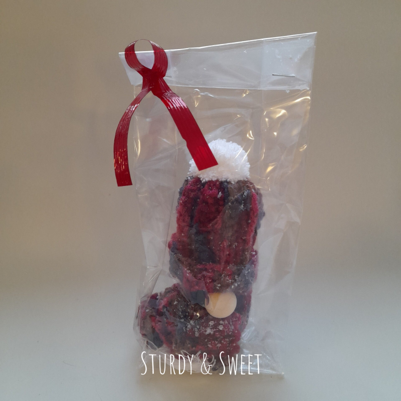 wijnfles muts en sjaal