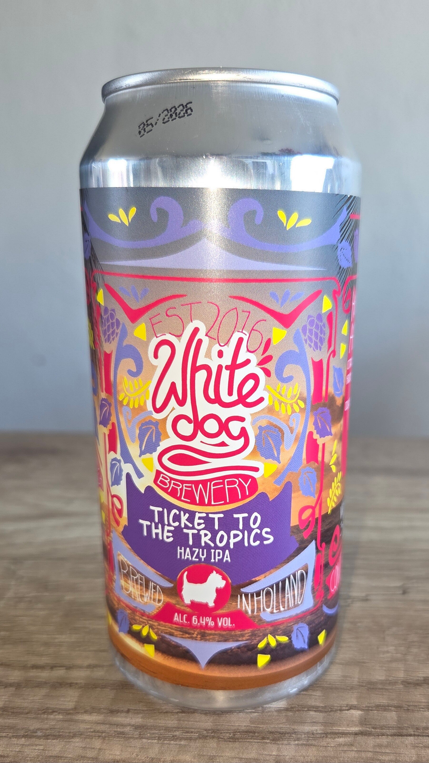 Whitedog X Revenant Ticket to the tropics 44cl (Hazy IPA)