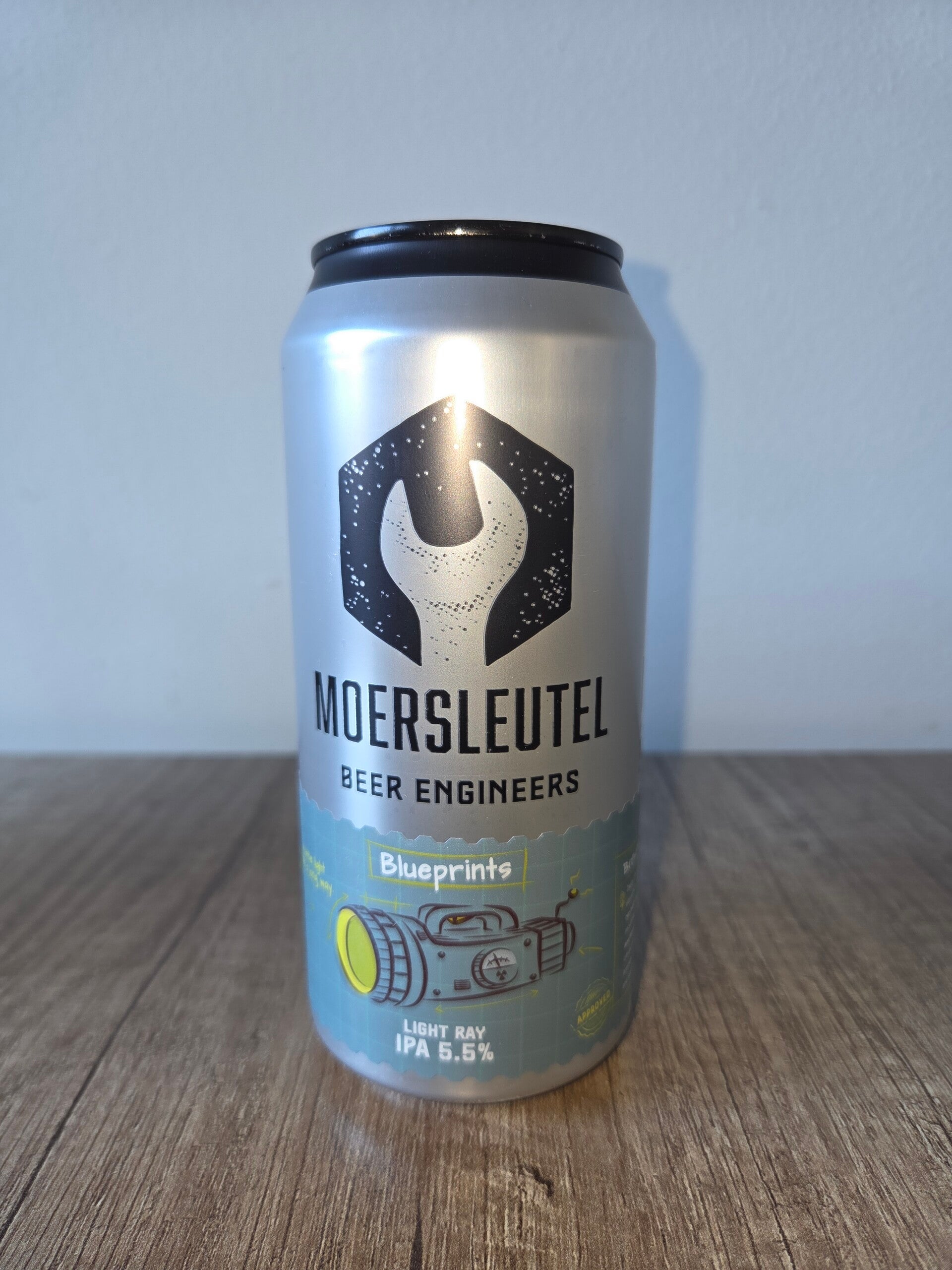 Moersleutel: Blueprints: Light Ray 44cl (IPA)