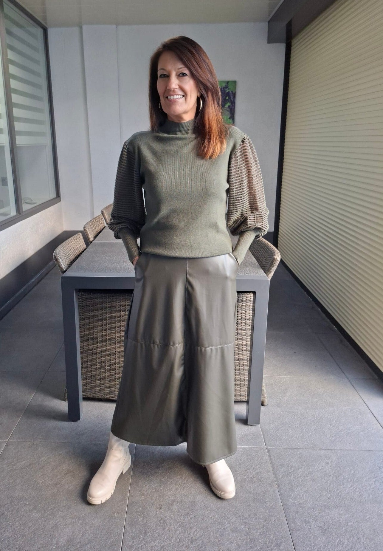 Trui met striped mesh mouwen Jill army groen