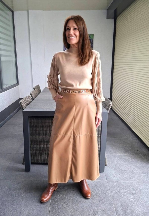 Leatherlook rok met siernaden camel