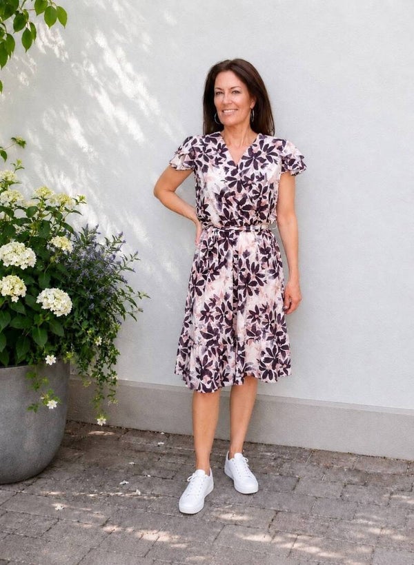 Musthaves by Elja jurk met bloemenprint zwart/offwhite