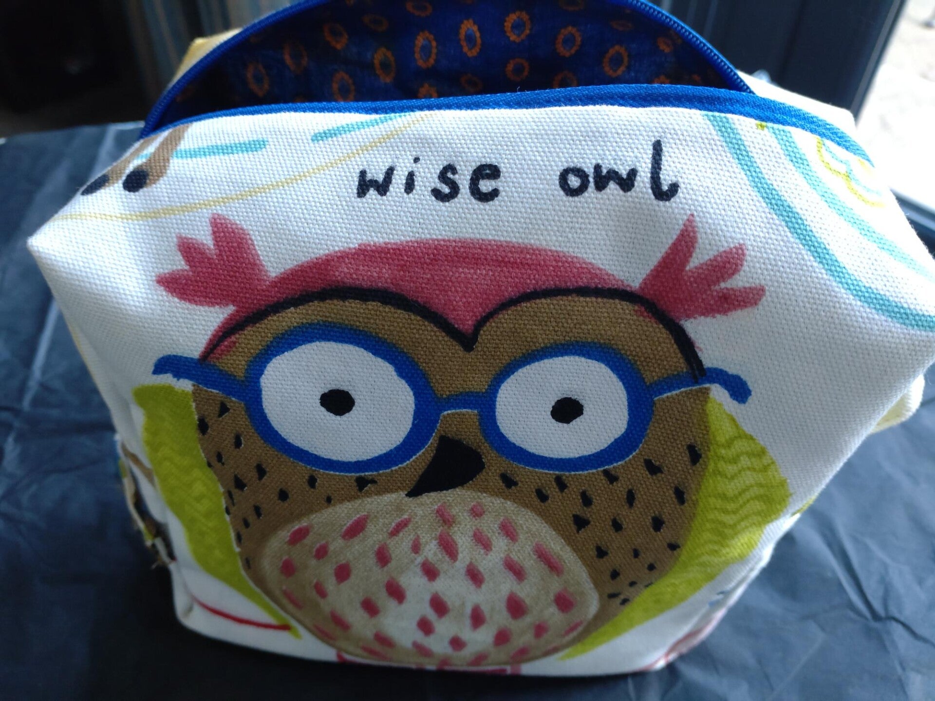 Box bag - wise owl