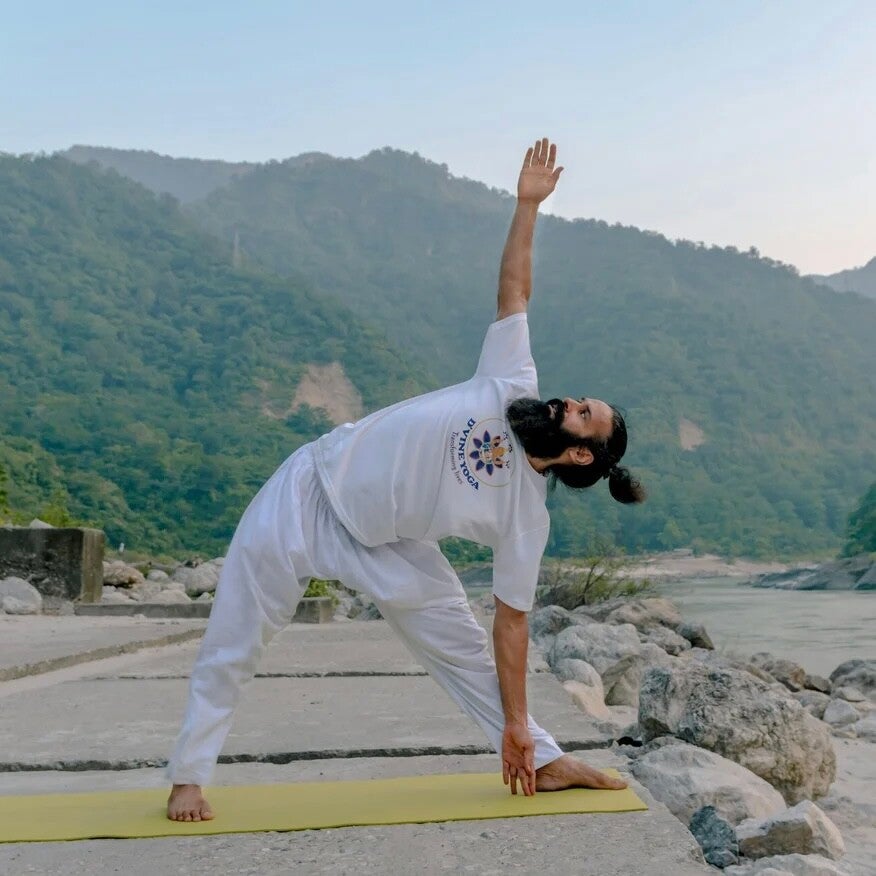 1 x Integral Yoga Zoom Class Mondays 6pm UK Time