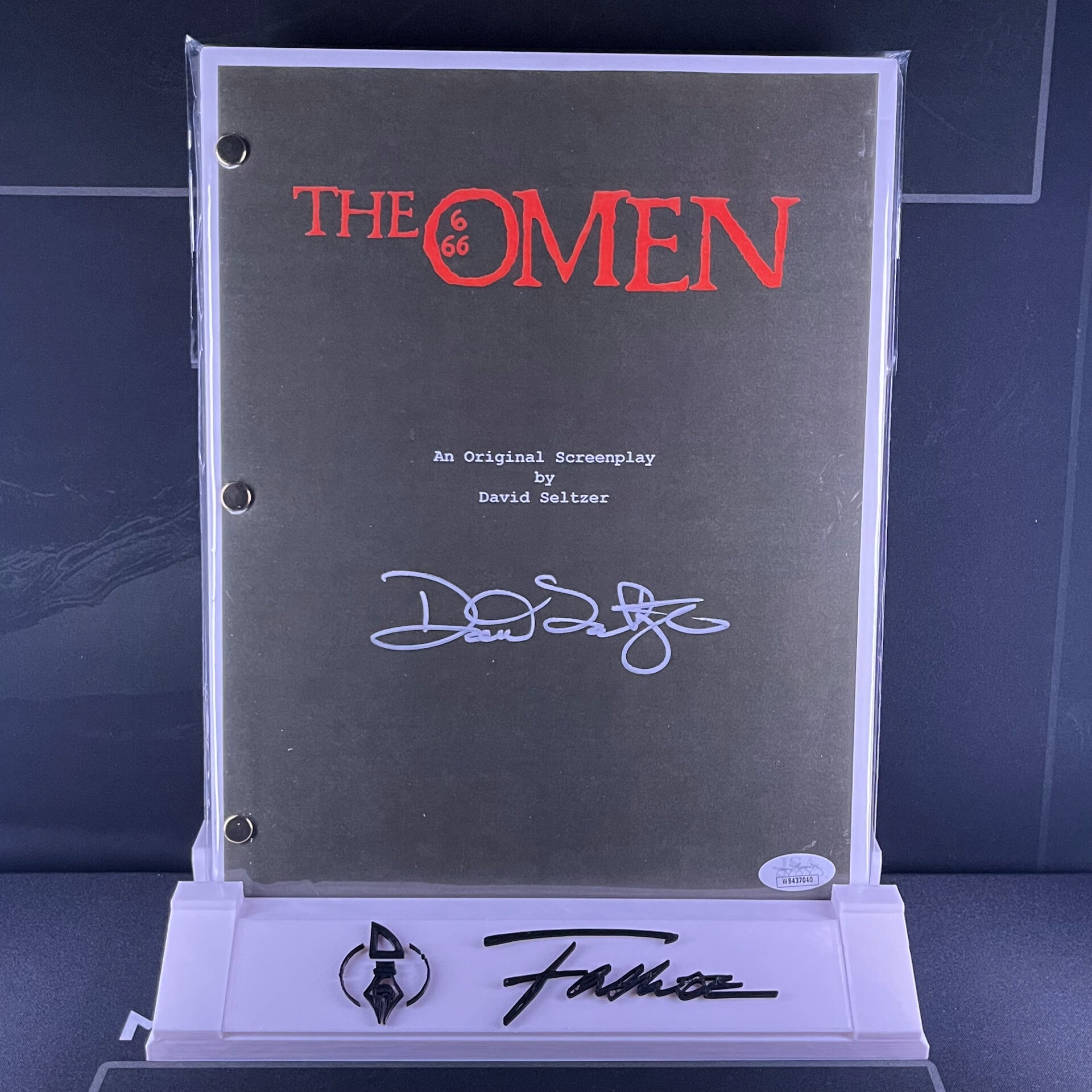 The Omen - Signiertes Memorabilia (David Seltzer)