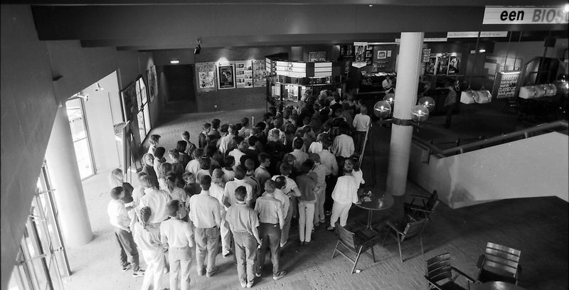 een rij voor de kassa