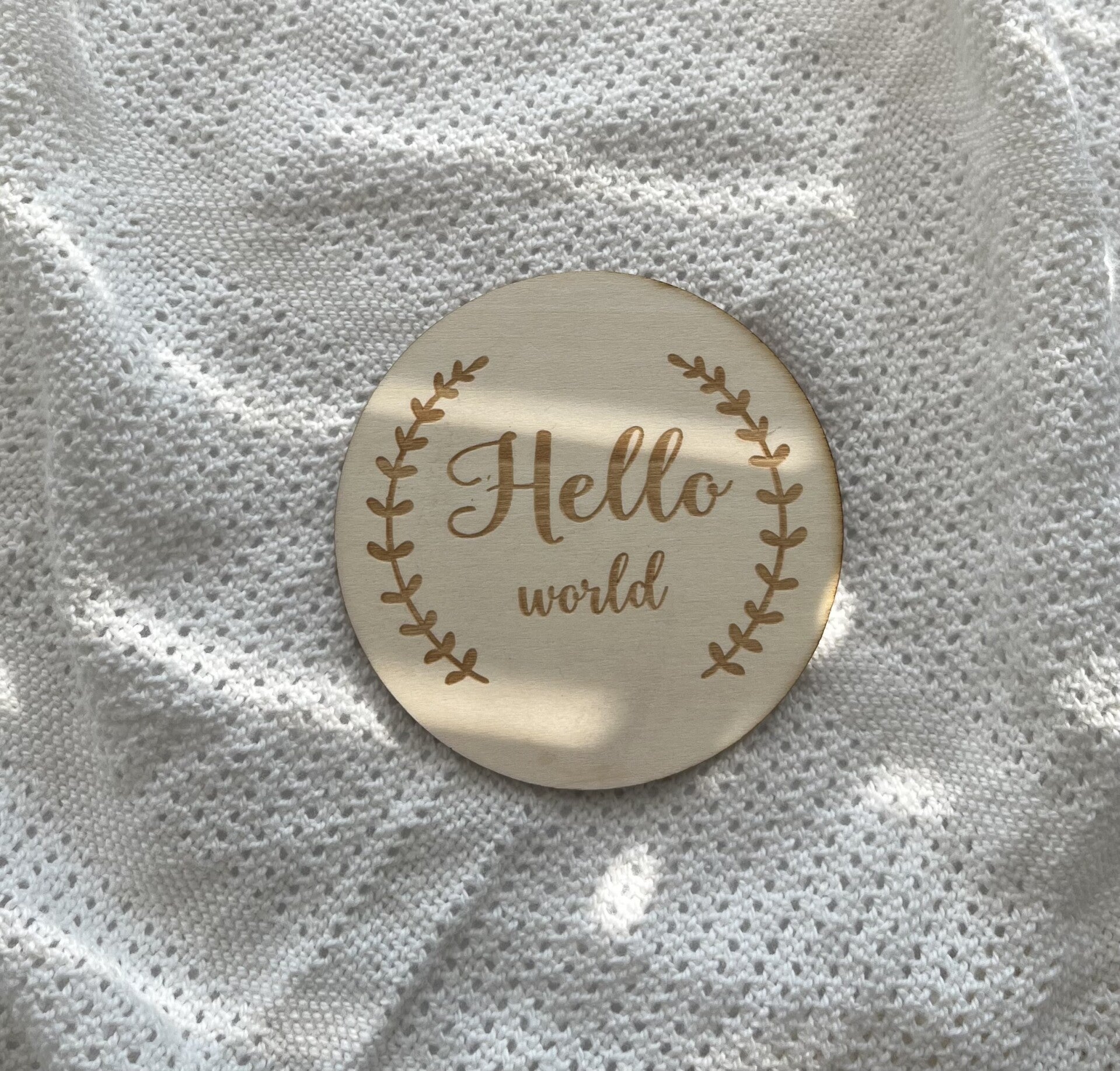 Houten kaart ‘hello world’ 2