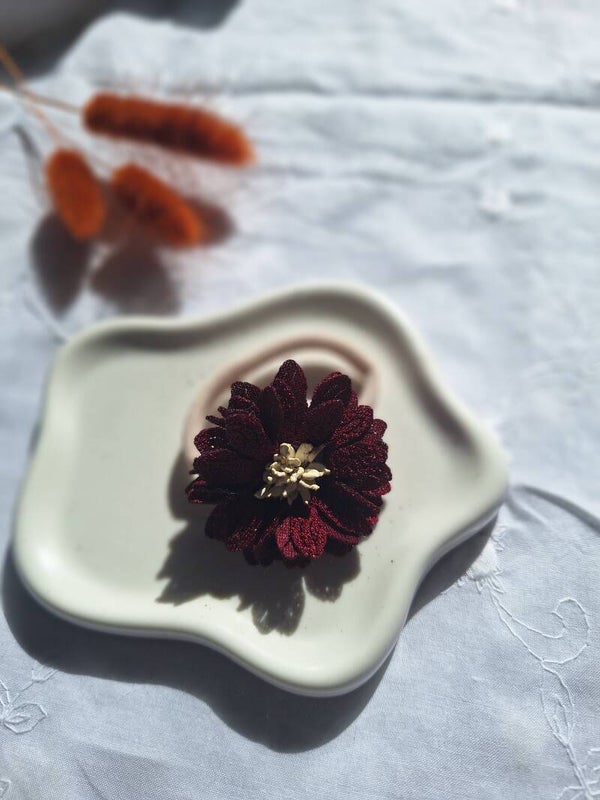 Elastiek burgundy flower