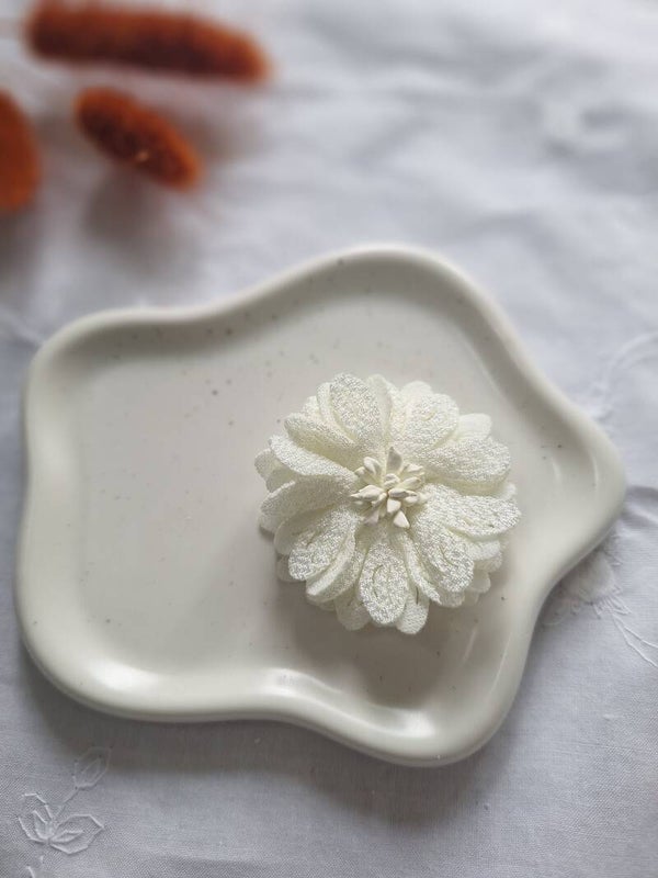 Antislip white flower
