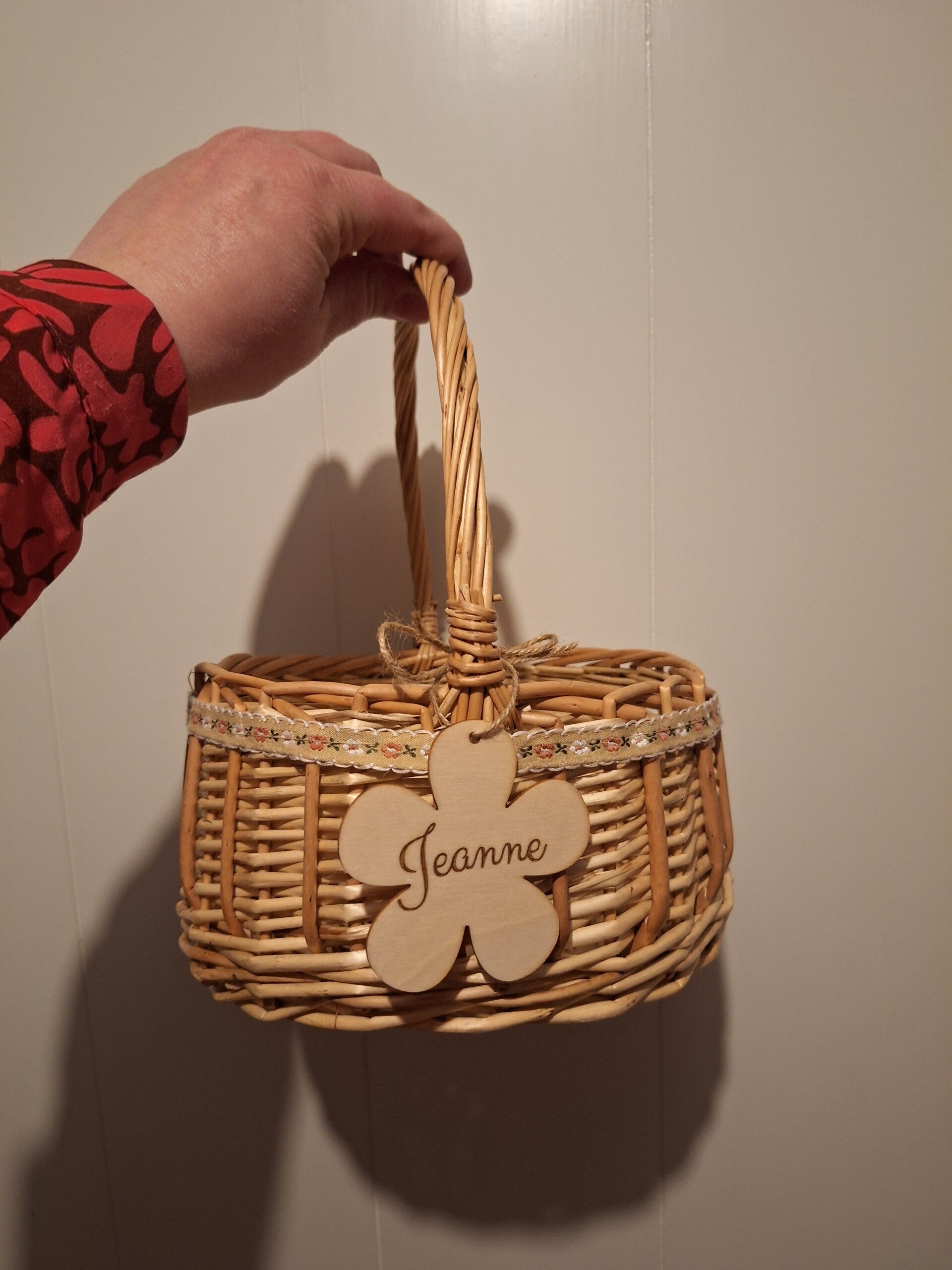 Rotan paasmandje met naam