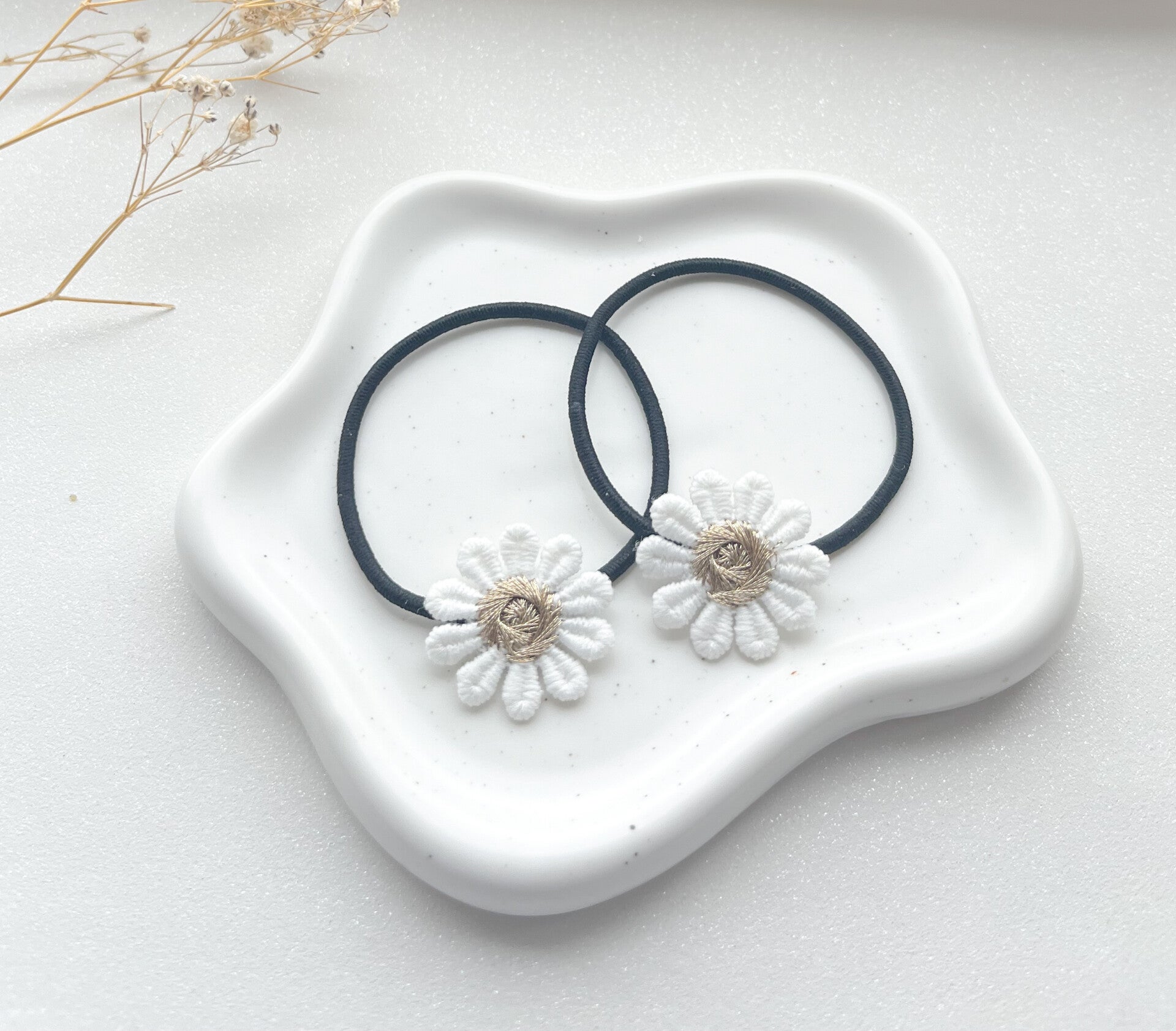 Haarelastiekjes madelief 2