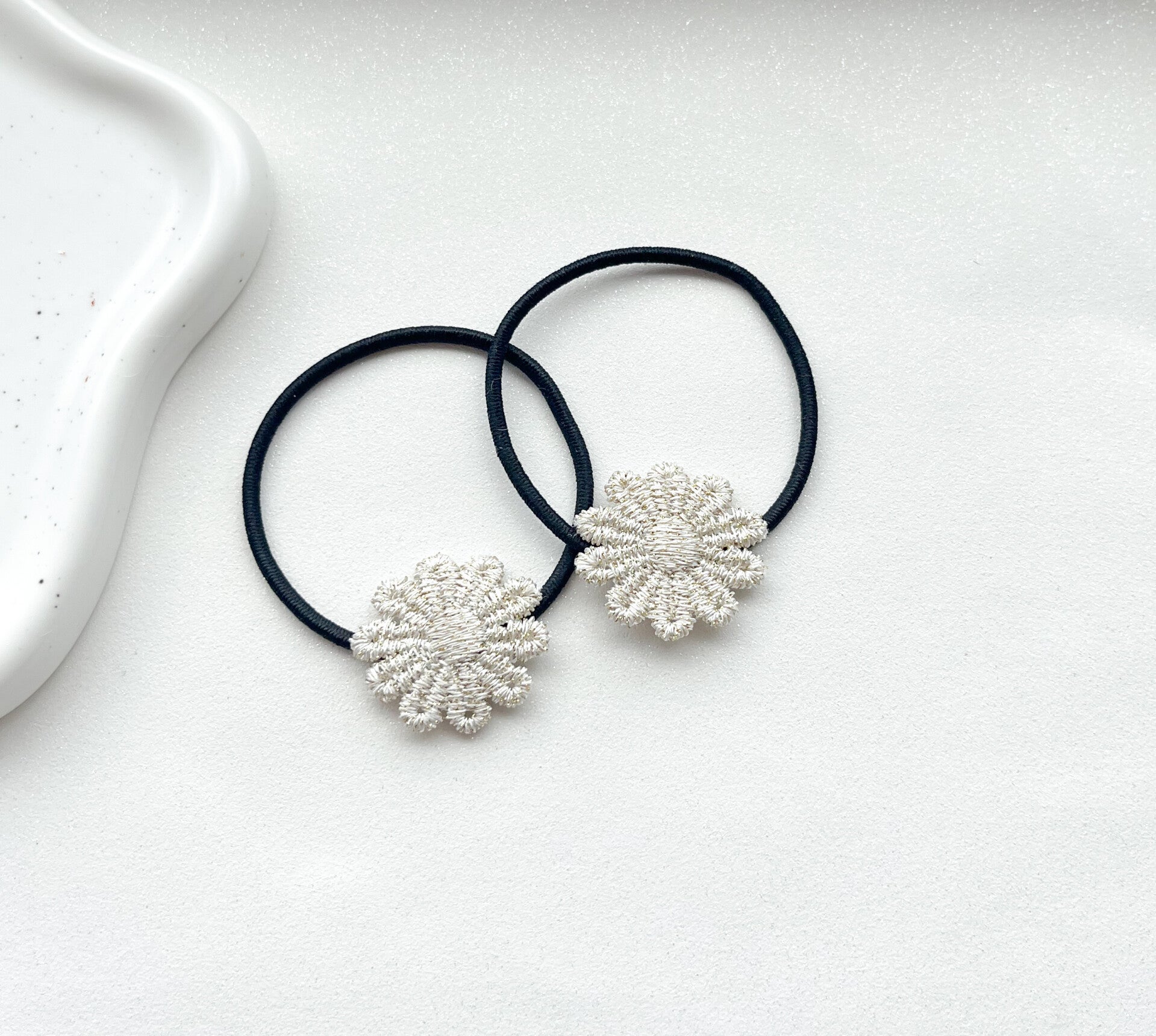 Haarelastiek golden Flower