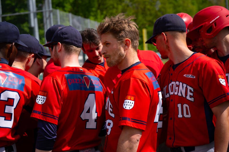 a7v04006-standard.jpg