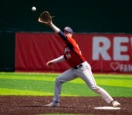 c2_00843-standard.jpg