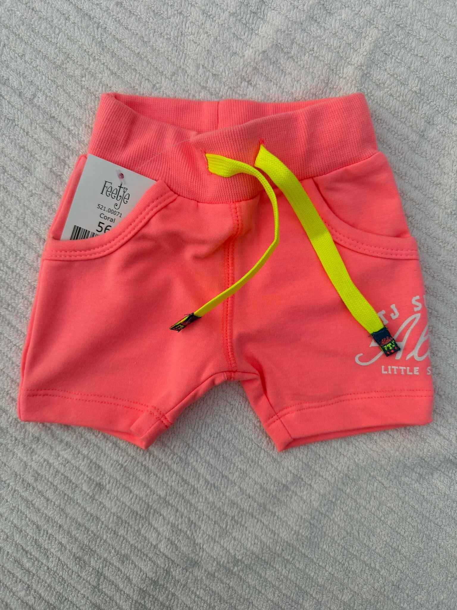 Feetje - short - maat 56