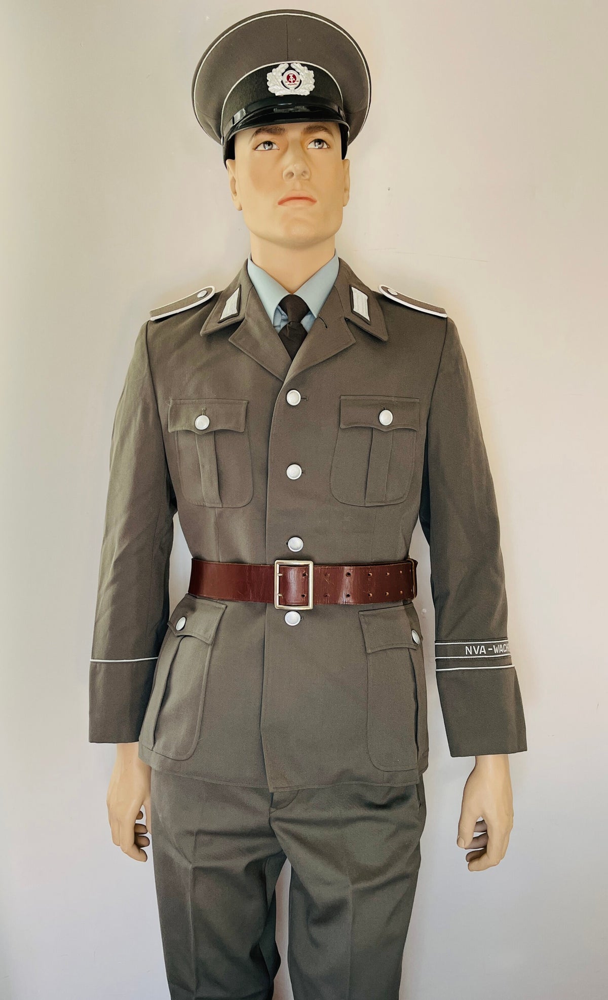 Wachregiment Friedrich Engels / NVA Wachregiment 'Hugo Eberlein' | NVA ...