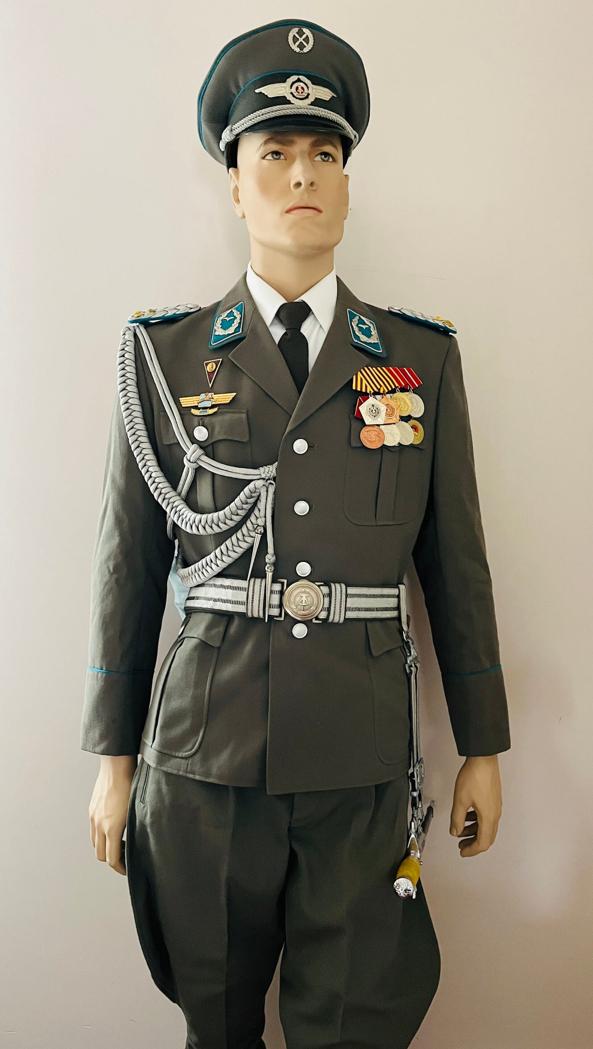 Luftstreitkräfte Oberst Paradeuniform / Luftstreitkräfte ...