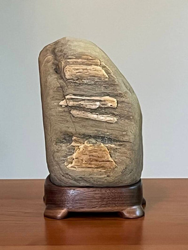 Quartzite on Black Walnut